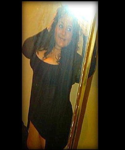 Date this gorgeous Canada girl Laura from Windsor CA311