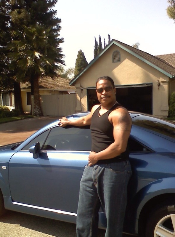 Date this athletic United States man Garry from Visalia US7894