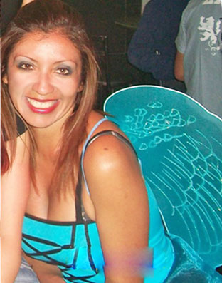 Date this happy Colombia girl Johana from Bogota CO5395