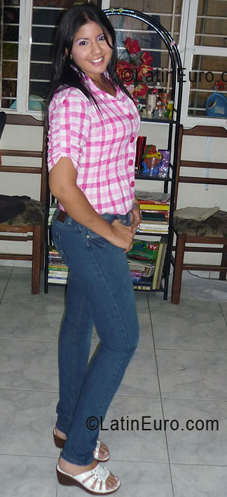 Date this good-looking Colombia girl Marisol from Cucuta CO5449