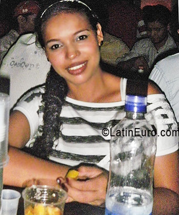 Date this cute Colombia girl Yoshira from Arauca CO5472