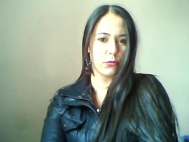 Date this hot Colombia girl Johanna from Cali CO5484