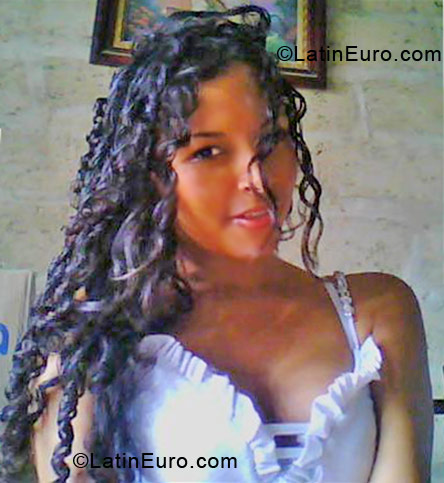 Date this exotic Colombia girl Karen from Cartagena CO5514