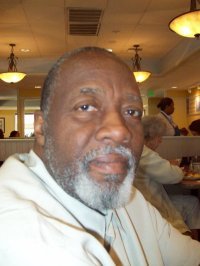 Date this funny United States man Khalil from Norfolk US8150