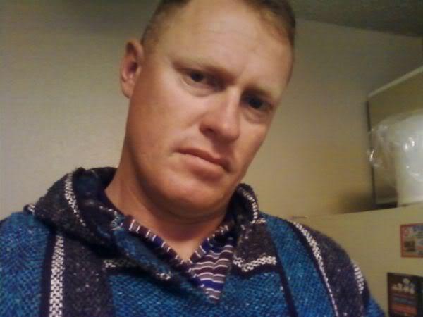 Date this georgeous United States man Peterson from Llakeland US8156