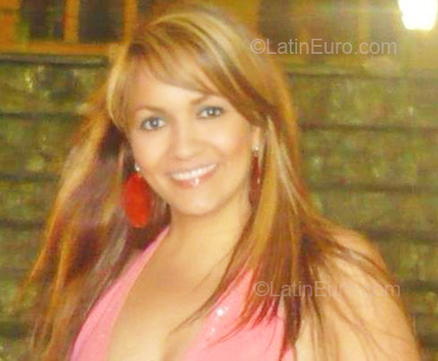 Date this tall Colombia girl Sugelly from Bogota CO5832