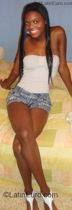 Date this sensual Colombia girl Jazmin Yessenia from Medellin CO5583