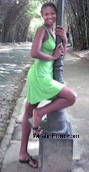 Date this gorgeous Brazil girl Aline from Sao Joao De Meriti BR6071