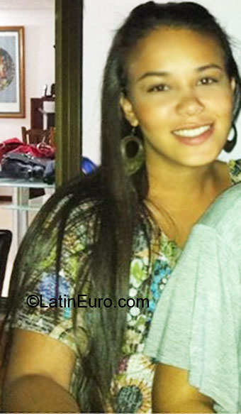Date this funny Colombia girl Greicy from Cali CO5601
