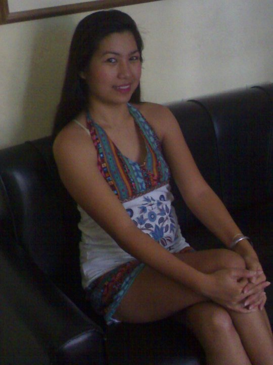 Date this sultry Philippines girl Ginalyn from Surigao Cty PH346