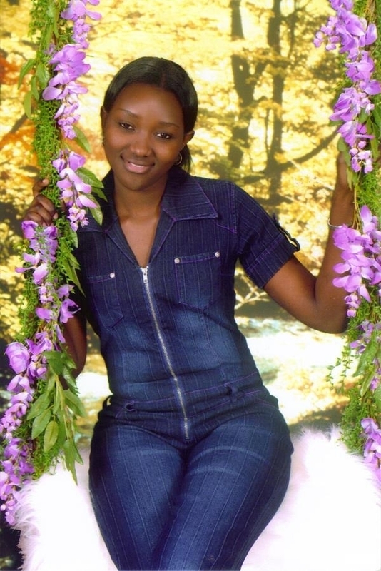 Date this cute France girl Nwacaro from Paris FR112