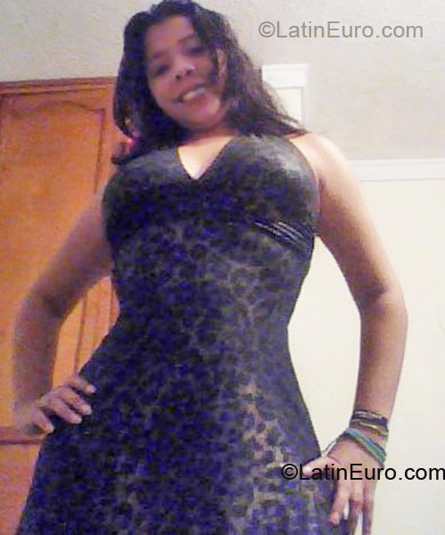 Date this georgeous Colombia girl Cindy Duran from Barranquilla CO5682