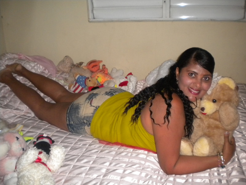 Date this fun Dominican Republic girl Neifi from Santiago DO5733