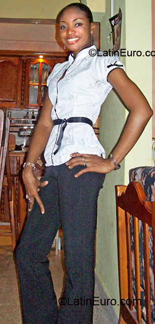 Date this exotic Colombia girl Yuriza from Quibdo CO6920