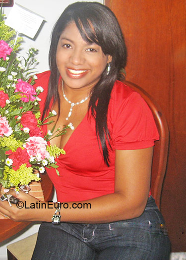 Date this fun Colombia girl Cheila from Cartagena CO5902