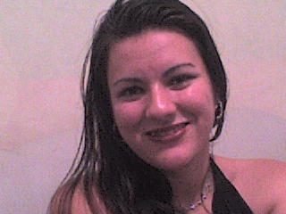 Date this happy Colombia girl Diana from Pereira CO6052