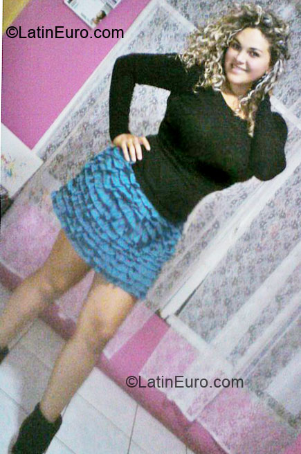 Date this funny Costa Rica girl Cindy from Alajuela CR43