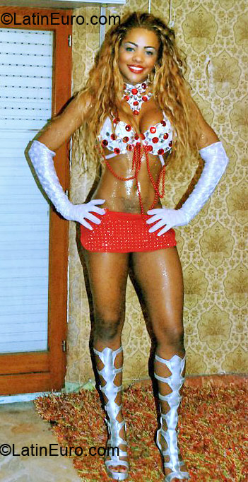 Date this young Brazil girl Ana from Fortaleza BR4512