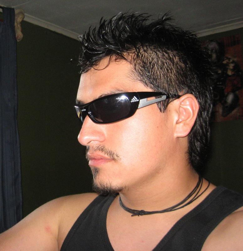 Date this young Chile man Andres from Santiago CL32