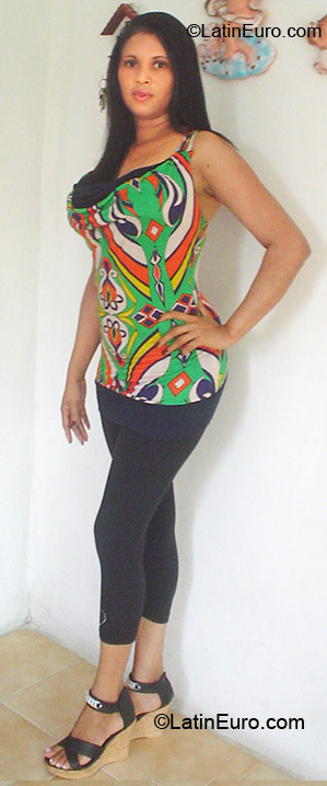 Date this sensual Colombia girl Judi from Cartagena CO6273