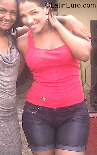 Date this passionate Colombia girl Mauren from Riohacha CO6330