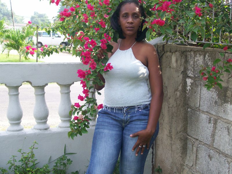 Date this athletic Jamaica girl Venise from Spanish Town JM185