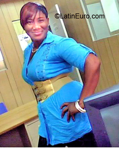 Date this charming Jamaica girl Kern from St. Elizabeth JM187