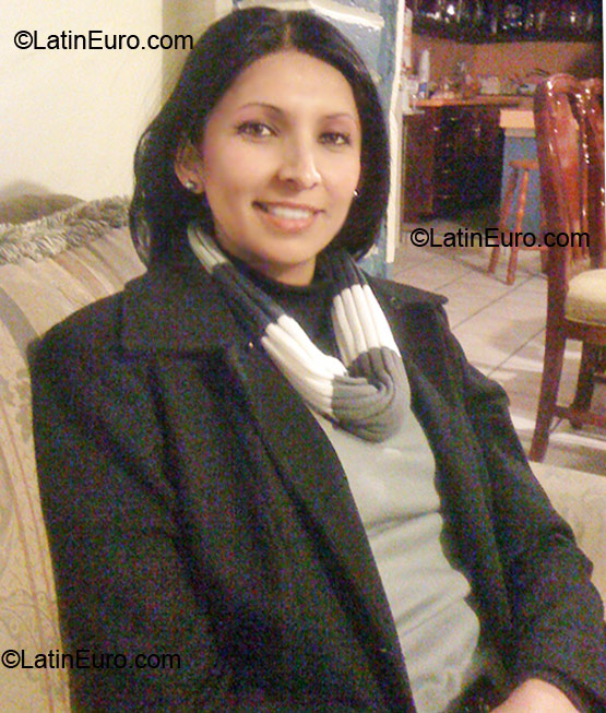 Date this hot Mexico girl Mina from Zamora MX292