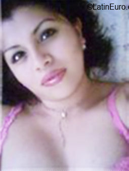 Date this charming Mexico girl Sandra from Queretaro MX295