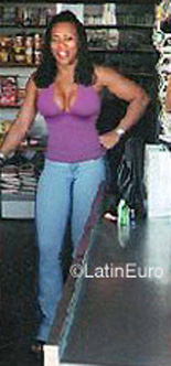 Date this voluptuous Brazil girl Barbara from SALVADOR BR4981