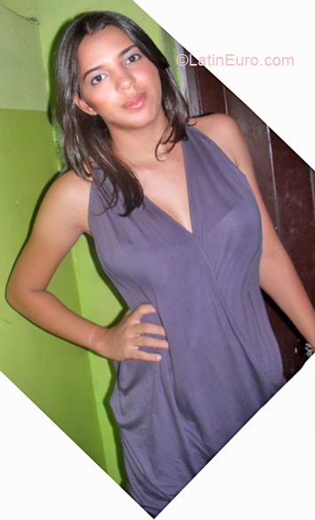 Date this tall Brazil girl Samuelle from Pombal BR5018