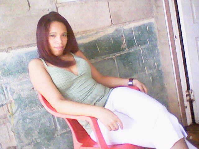 Date this nice looking Dominican Republic girl Yanuaria from Santiago De Los Caballeros DO7283