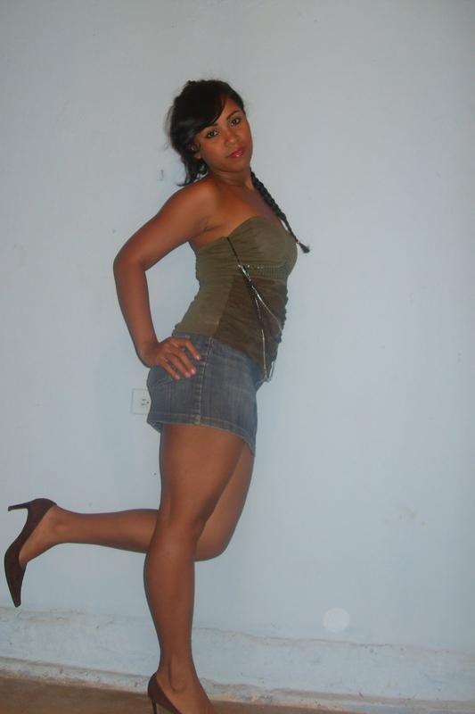 Date this funny Colombia girl Alejandra from Palmira CO6827