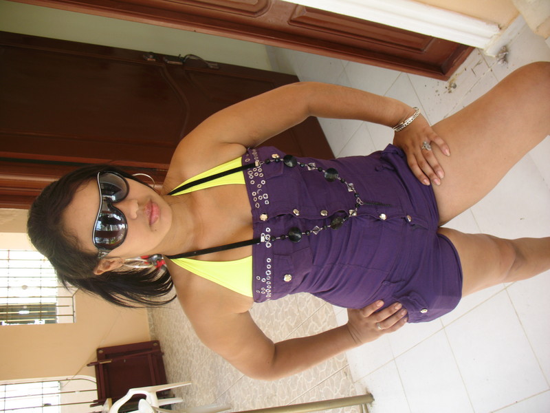 Date this voluptuous Dominican Republic girl Danna from Bonao DO7317