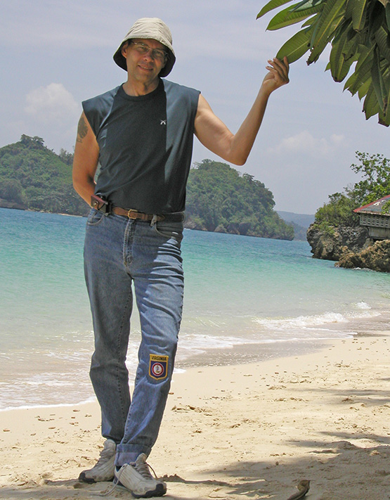 Date this delightful Philippines man Danerobb from Dumaguete PH399