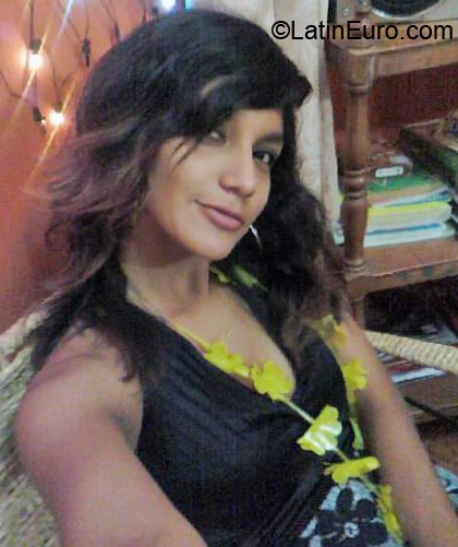 Date this lovely Peru girl Sandy from Piura PE484