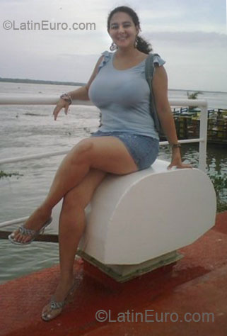 Date this young Colombia girl Lucero from Barranquilla CO6981