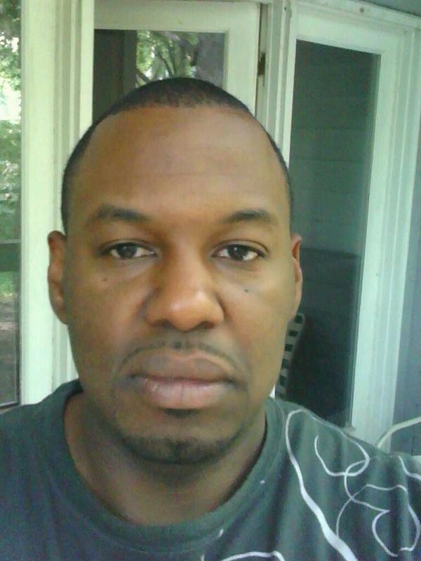 Date this hot United States man Marcus from Dallas US9783