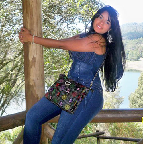 Date this stunning Colombia girl Barbi from Medellin CO7044