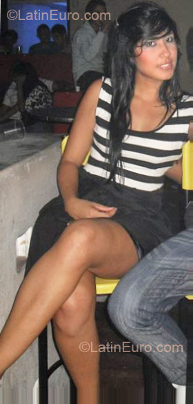 Date this young Colombia girl Diana Lorena from Cali CO7091