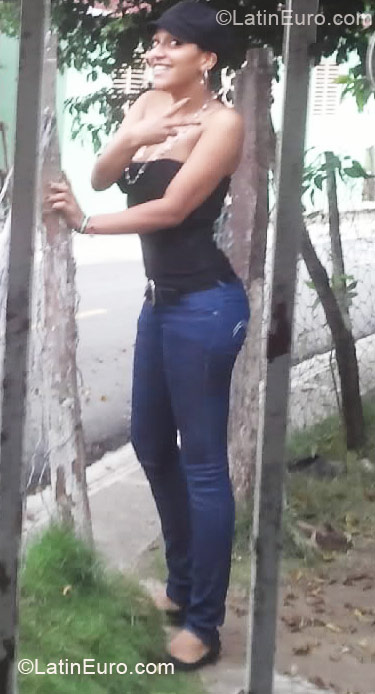Date this delightful Dominican Republic girl Mili from Padre Las Casas DO7832
