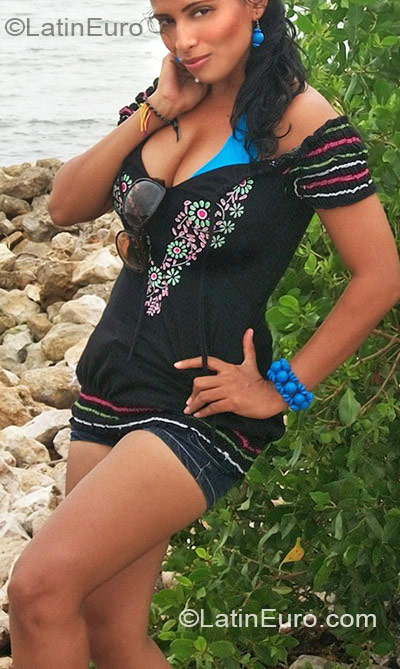 Date this sultry Colombia girl Dantwell from Sincelejo CO7154