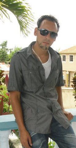 Date this tall Dominican Republic man Yonathan from Santiago DO7839
