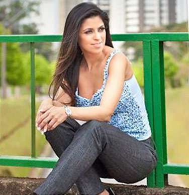 Date this young Brazil girl Elaine from Brasilia BR5489