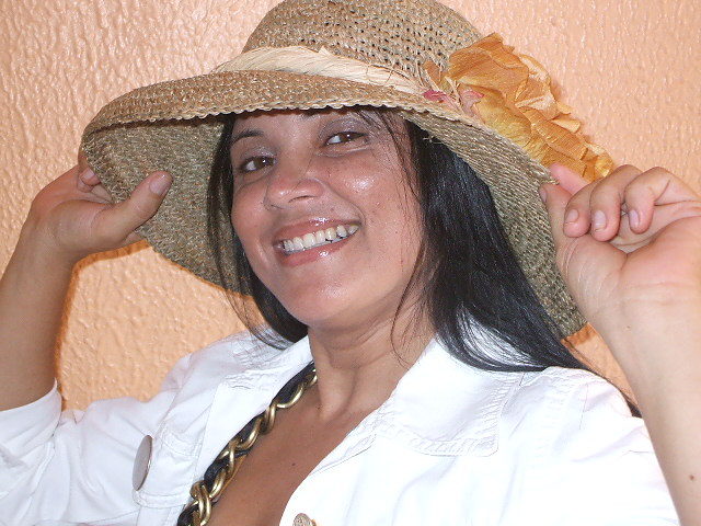 Date this beautiful Brazil girl Laura from Fortaleza BR5625