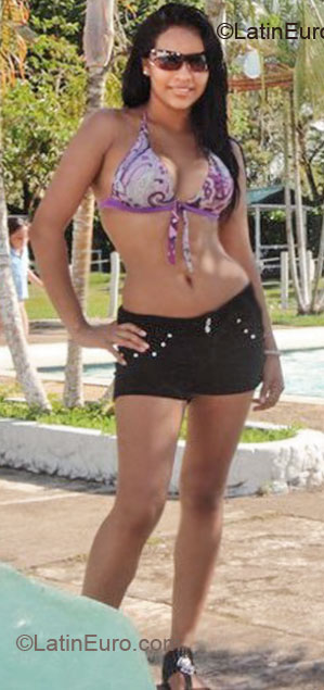 Date this exotic Colombia girl Leidy from Bogota CO7292