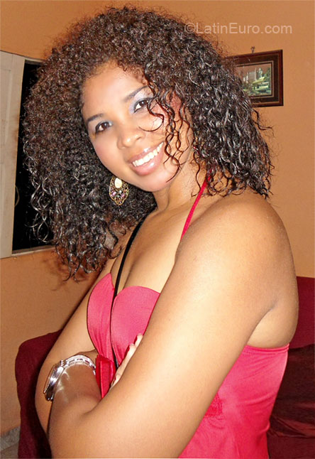 Date this tall Brazil girl Lucia from Macapa BR5637