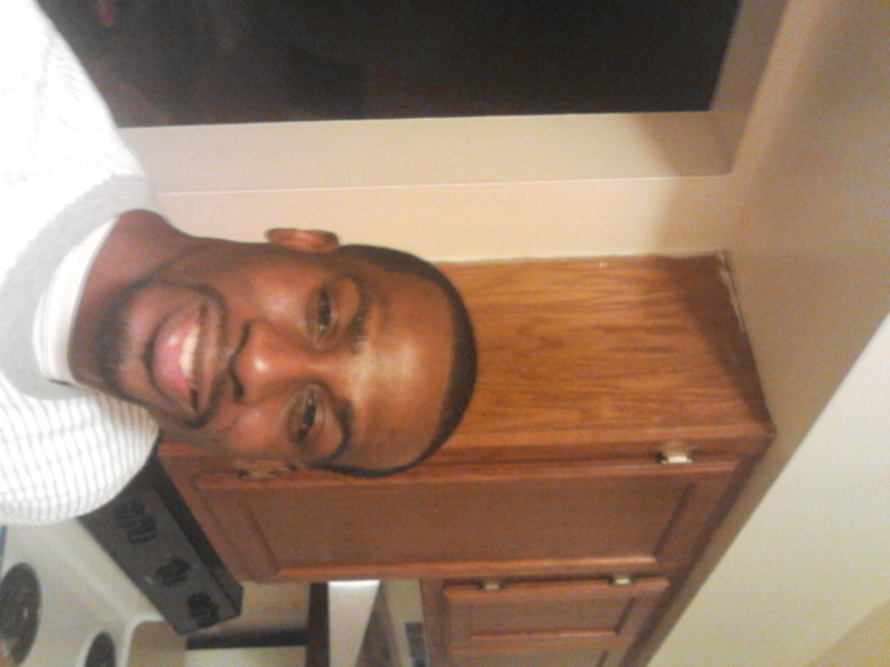 Date this gorgeous United States man Mrhandsome87 from Memphis US10410