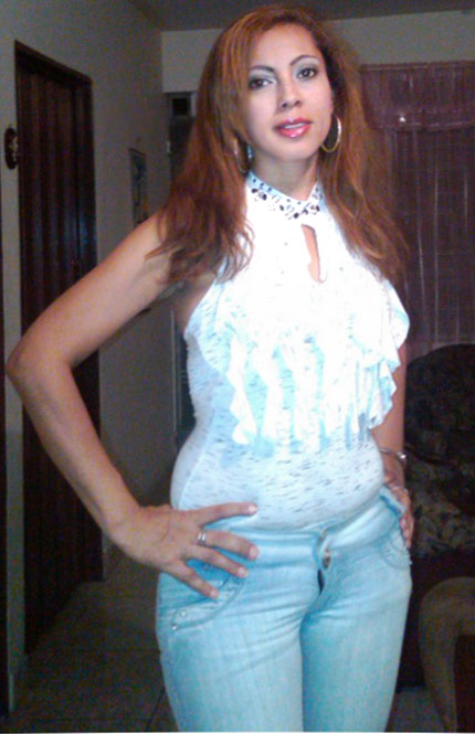 Date this attractive Colombia girl Alejandra from Cali CO7442