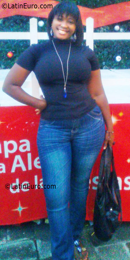 Date this delightful Dominican Republic girl Orfes from Santo Dominigo DO39905